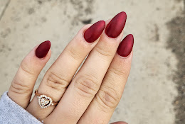 Bella Nails
