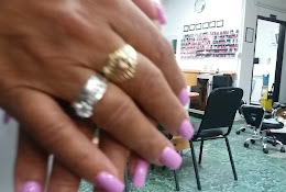 Orchid Nails