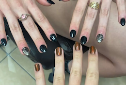 Queen Nails