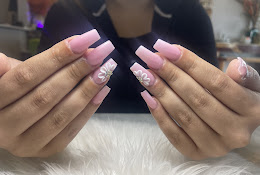 Honey Nails