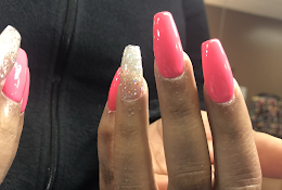 BT Nails