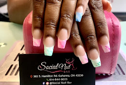 Social Nail Bar